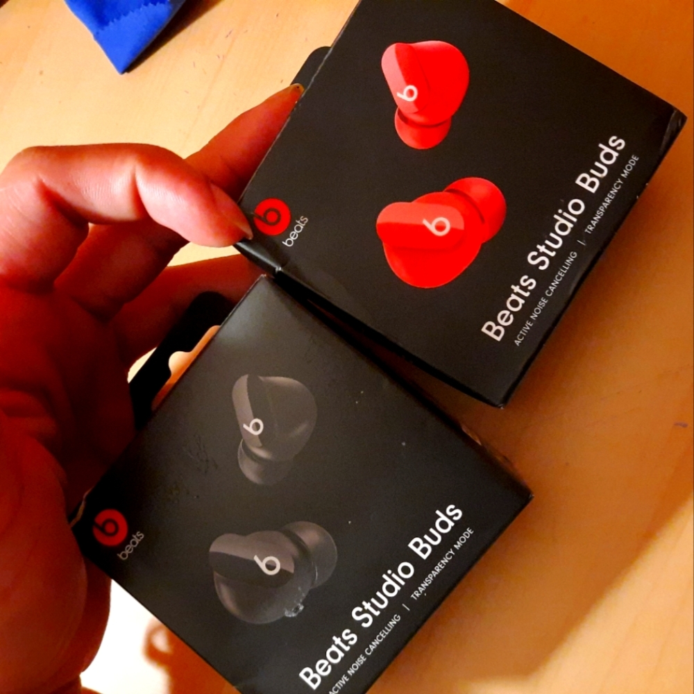 Beats StudioBuds